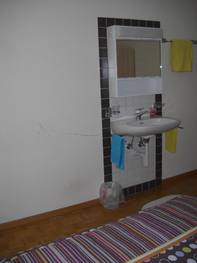 Maison Monsieur La Chaux De Fonds Room photo
